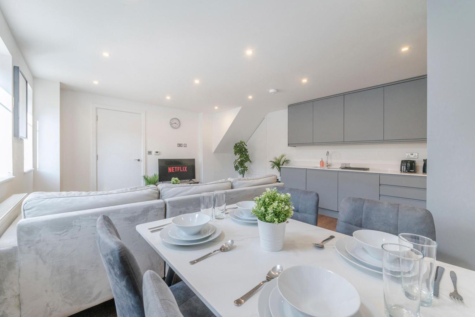 Modern London Home - 2 Bedrooms 2 Bath - Battersea, Vauxhall & Nine Elms Station 外观 照片